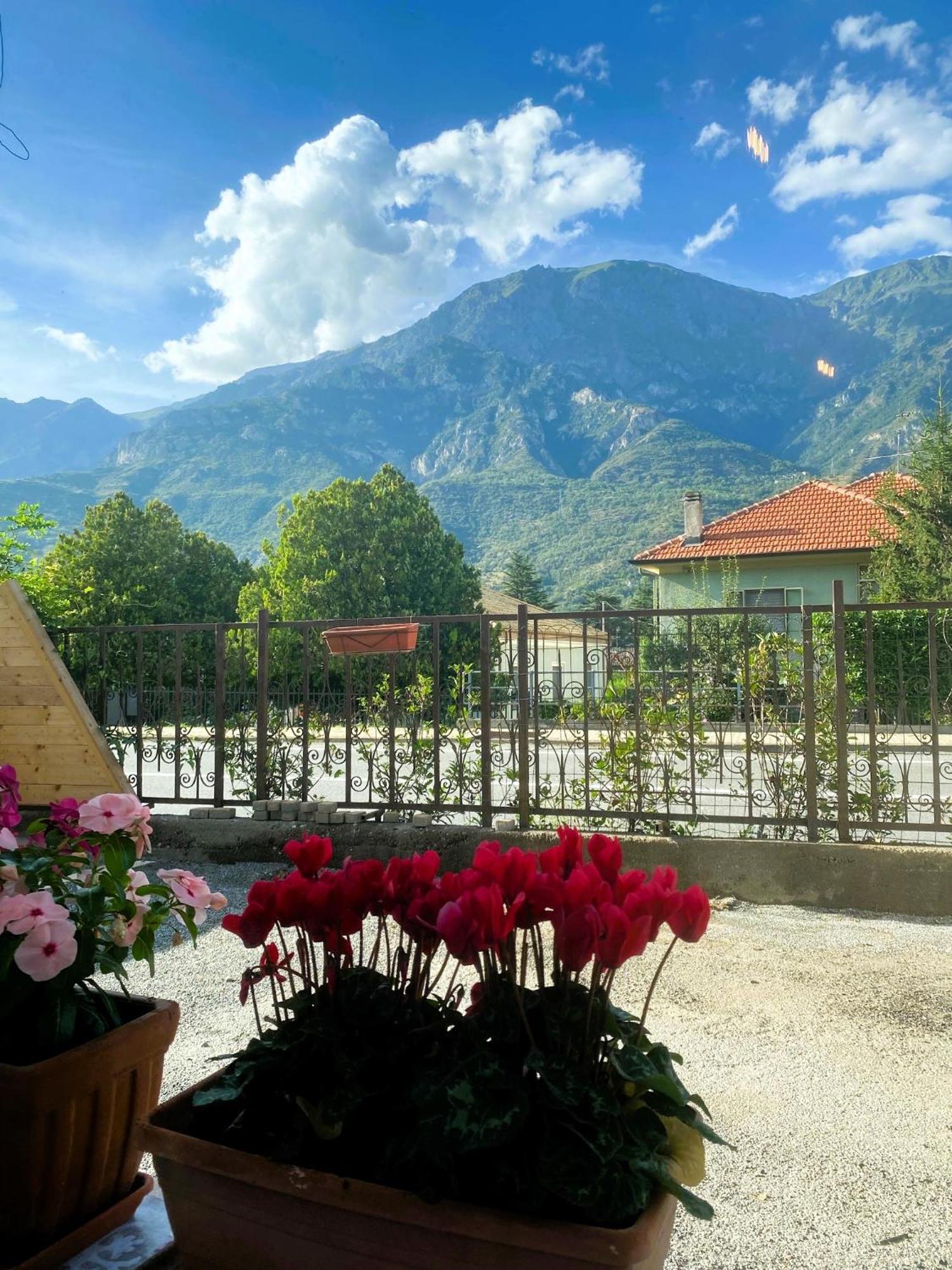 Magazzini Sasso Guest House Bussoleno Exterior photo